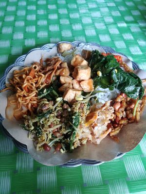 a little bit of everything from the buffet at maiVeg in Denpasar