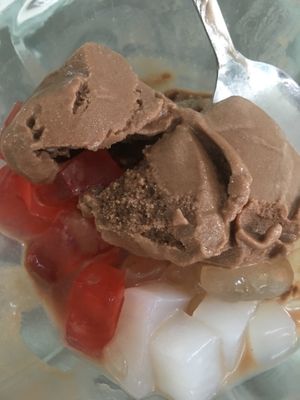 Choc ice cream at maiVeg in Denpasar