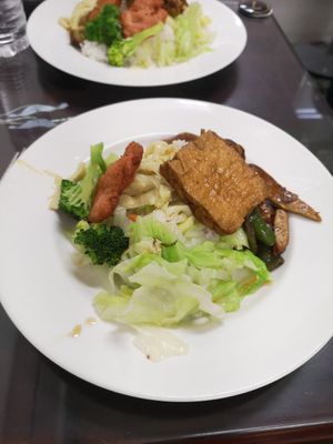 Day plate : 60$ at Zhēn Jiā SùShí 珍佳素食 in Toucheng
