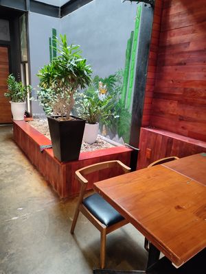Interiori at Casa Bonita in Cat Ba