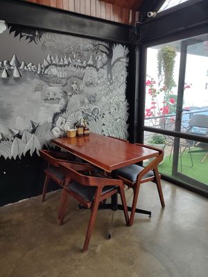 Interior at Casa Bonita in Cat Ba