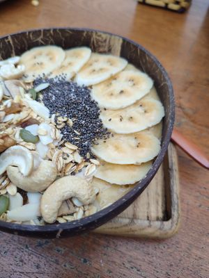 Woodpecker smoothie bowl 💖💖 at Casa Bonita in Cat Ba