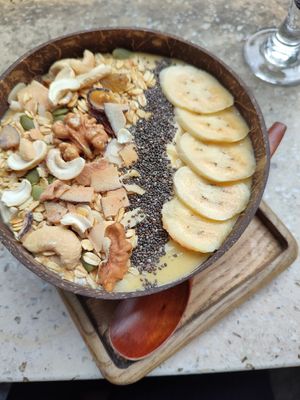 Woodpecker smoothie bowl 💖💖 at Casa Bonita in Cat Ba