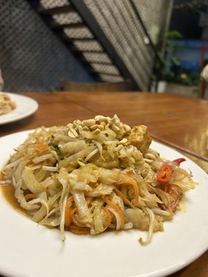Pad Thai  at Casa Bonita in Cat Ba