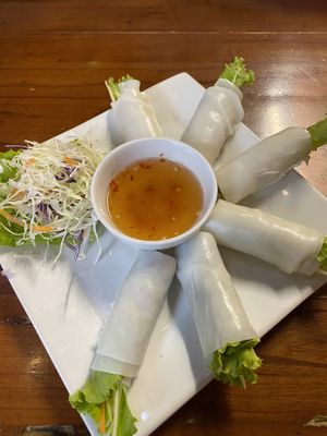 Fresh spring rolls  at Casa Bonita in Cat Ba