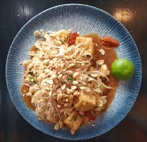 Vegan pad thai at Casa Bonita in Cat Ba