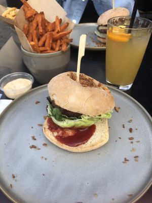 The beyond burger  at Ellis Gourmet Burger in Ghent