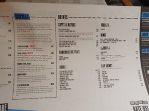 Lekkere home made ice tea en lemonade at Ellis Gourmet Burger in Hasselt