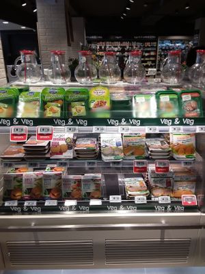 Cooler display at Deco Gourmet in Cefalu