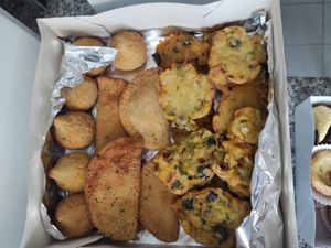 Alheiras, pataniscas and rissóis at Capuchinho Verde in Porto