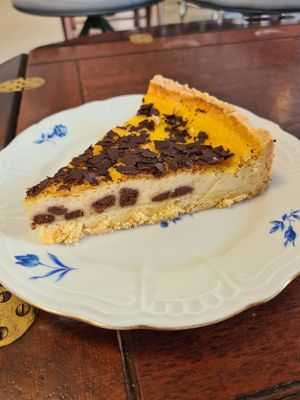 Vegan chocolate cheesecake at Cookie Jar Cafe in Essen