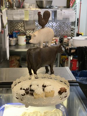 Minis at 96 Lives Vegan Bakery and Cafe in Lancaster