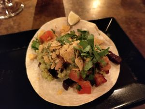 Taco with vegetables and "pea mole" at Machete - Burrito Kartell in Innsbruck