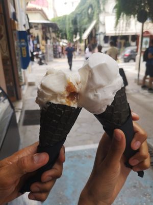 Lft Manzana canela at Ice Scream in Athens