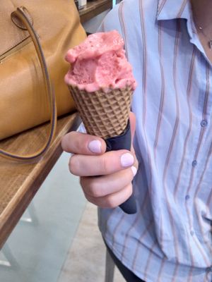 Strawberry at Ice Scream in Athens