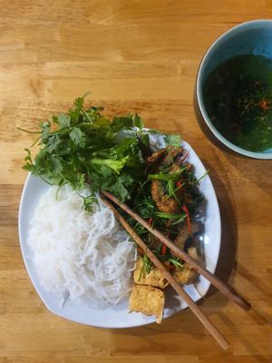 Noodles with half a portion seaweed and half tofu (couldn't choose) for only 50k at Tam An Lac - Hoan Kiem in Hanoi