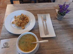 Caldo andino y arepa de tofu como opción de desayuno. Muy buen sabor y excelente atención. at Verde Vital in Bogota