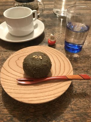 Ohagi at Hobodo Cafe in Kyoto
