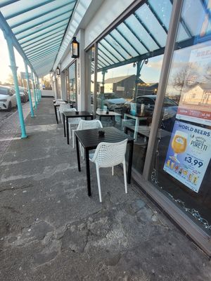 Pen Cob Outside Seating at Pen Cob in Pwllheli