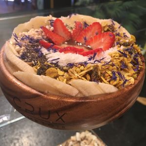 açai bowl and homemade granola at Crux Comptoir in Montreal
