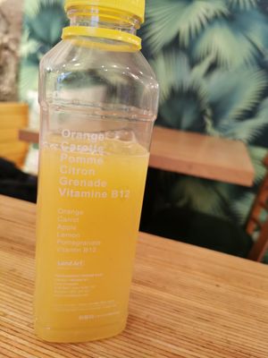 Fresh juice at Crux Comptoir in Montreal