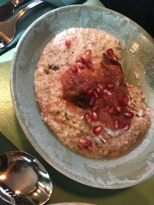 Oatmeal at Eden Bistro in Warsaw