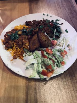 Platter with Beyond beef  at Jacked Up Vegan in Winter Park