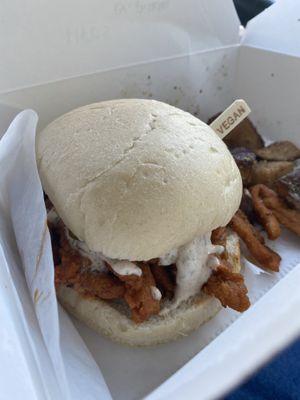 Nashville Hot Chicken at Vegelicious in Nashville