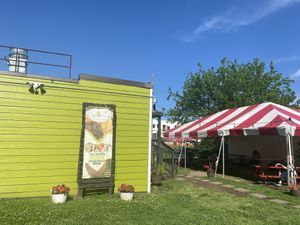Outside and Seating at Vegelicious in Nashville