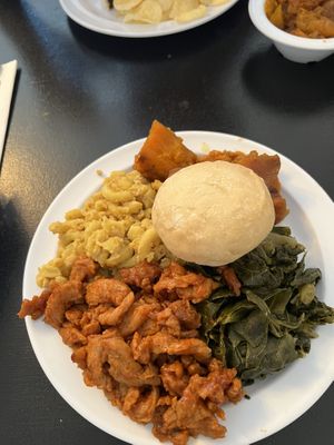 Soul food plate   at Vegelicious in Nashville