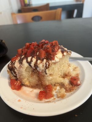 Strawberry cakee  at Vegelicious in Nashville