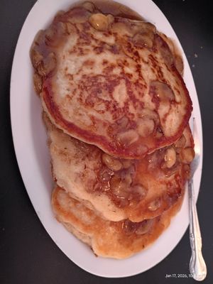 Banana Foster Pancakes at Vegelicious in Nashville