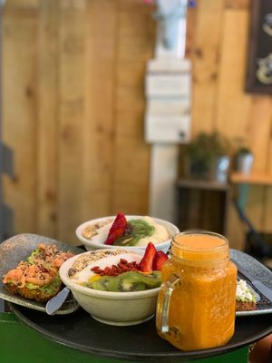 Very natural juices and acai bowls super yummy  at Alabama Cafe in San Sebastian