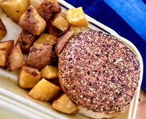 Takeaway burger and potatoes  at Amarre 69 in Barcelona