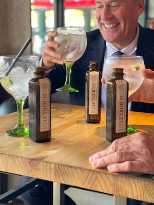 Le tribute has arrived ...... The tonic that deserve good company at Amarre 69 in Barcelona