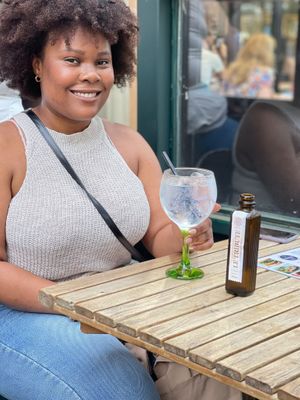 Salud ..... Gin tonic Hendricks at Amarre 69 in Barcelona