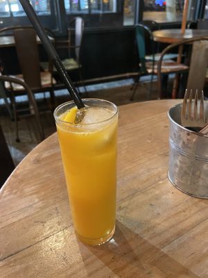 Peach 🍎  at Amarre 69 in Barcelona