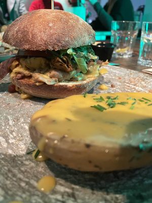 No-chicken burger #Veganuary at Amarre 69 in Barcelona