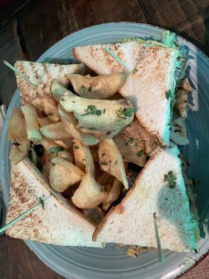 Club sandwich #Veganuary at Amarre 69 in Barcelona