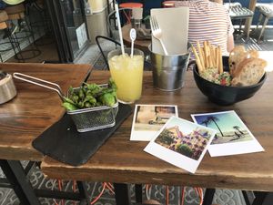 Pimientons, Mango Lemonade & Gucamole 🙏🏽😍 at Amarre 69 in Barcelona