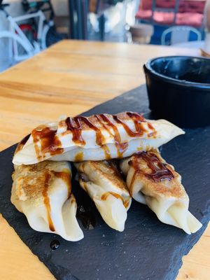 Gyozas at Amarre 69 in Barcelona
