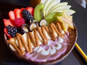 Acai bowl with peanut butter at Rainbowls in Amsterdam