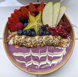 Violet Rainbowl at Rainbowls in Amsterdam