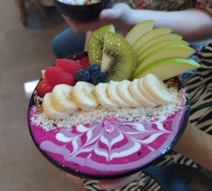 Pink Rainbowl at Rainbowls in Amsterdam