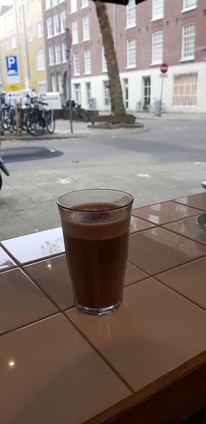 Hot chocolate at Rainbowls in Amsterdam