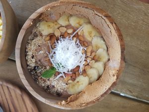 Raw cacao bowl with peanut butter   at Musa Cookery in 