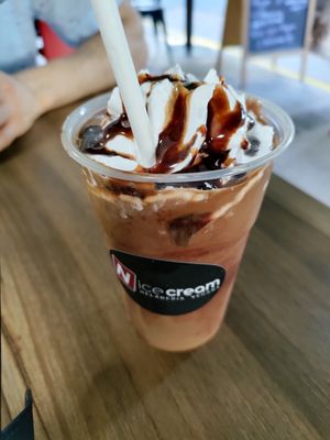 Ice coffee at NiceCream in Santiago