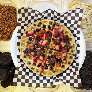 Waffle Clásico at NiceCream in Santiago