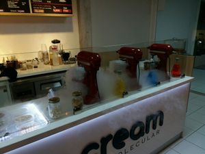 liquid nitrogen ice cream at NiceCream in Santiago