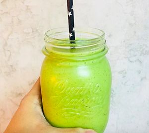 POPEYE smoothie
Banana
Spinach
Kiwi
Oranje at NiceCream in Santiago